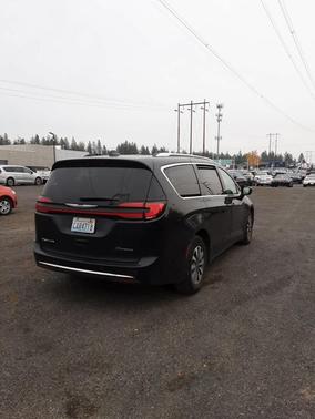 2021 Chrysler Pacifica Hybrid Touring L