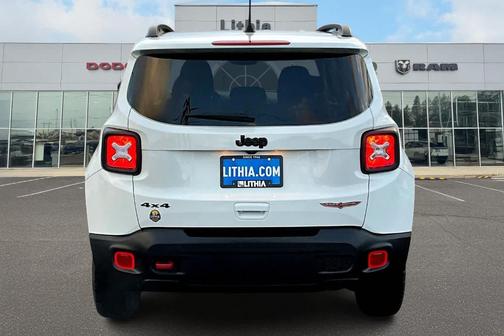 2023 Jeep Renegade Trailhawk