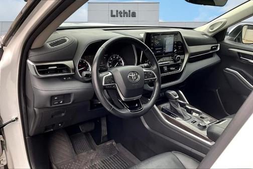 2022 Toyota Highlander Limited