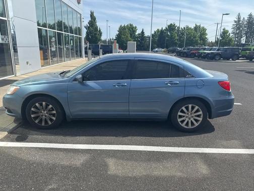 2011 Chrysler 200 Touring