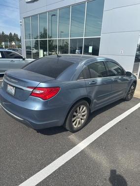2011 Chrysler 200 Touring