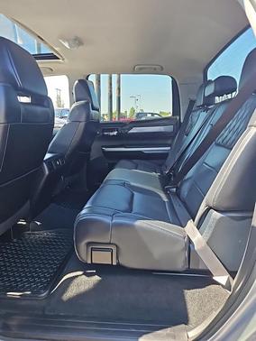 2017 Toyota Tundra Platinum