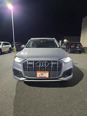 2022 Audi Q7 55 Premium Plus