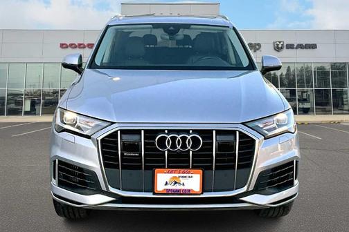 2022 Audi Q7 55 Premium Plus