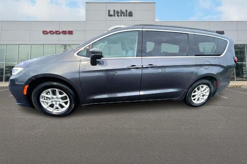 2022 Chrysler Pacifica Touring-L