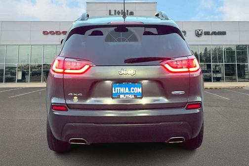 2022 Jeep Cherokee Latitude Lux
