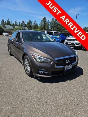 2015 INFINITI Q50 Premium