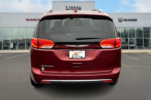 2018 Chrysler Pacifica Touring-L