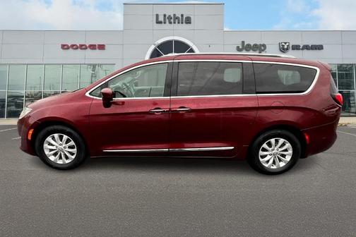 2018 Chrysler Pacifica Touring-L