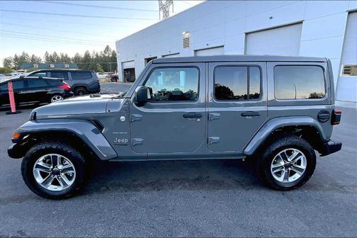 2021 Jeep Wrangler Unlimited Sahara