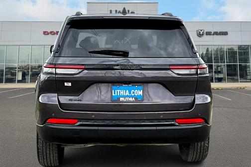 2024 Jeep Grand Cherokee Laredo