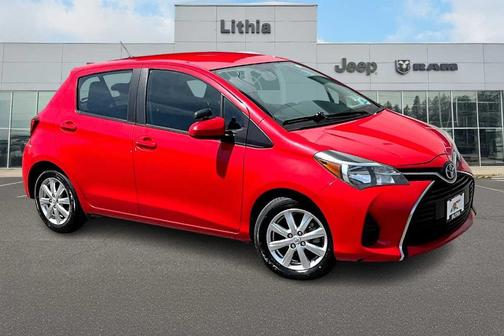2016 Toyota Yaris LE