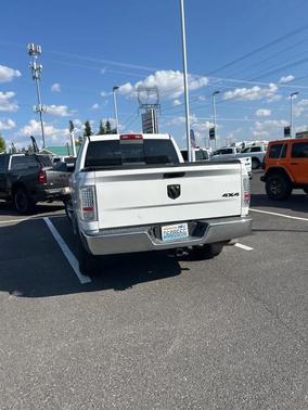 2016 RAM 1500 SLT