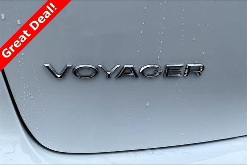 2025 Chrysler Voyager LX