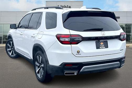 2023 Honda Pilot Touring