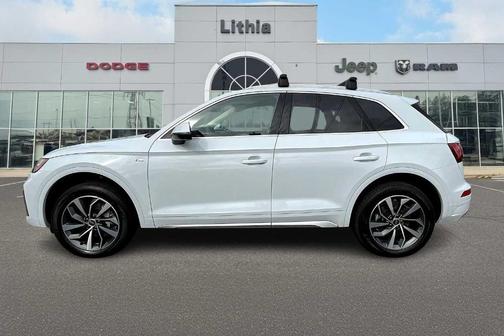 2024 Audi Q5 45 S line quattro Premium