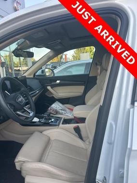 2024 Audi Q5 45 S line quattro Premium