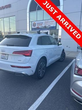 2024 Audi Q5 45 S line quattro Premium