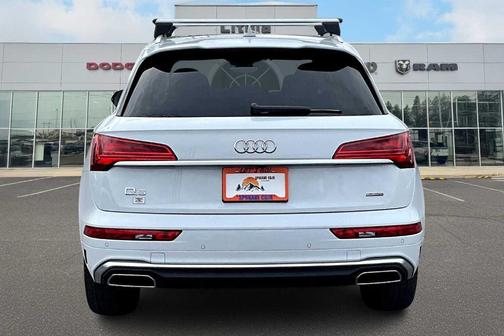 2024 Audi Q5 45 S line quattro Premium