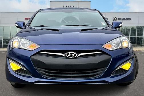 2016 Hyundai Genesis Coupe 3.8 Base