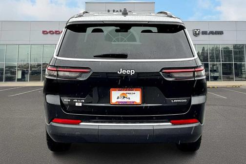 2021 Jeep Grand Cherokee L Laredo