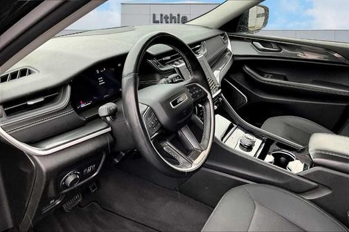 2021 Jeep Grand Cherokee L Laredo