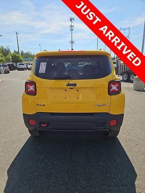 2016 Jeep Renegade Trailhawk