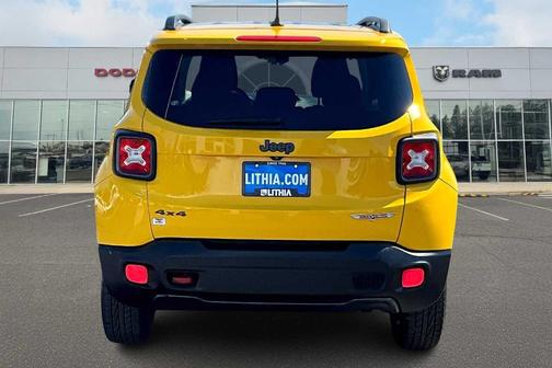 2016 Jeep Renegade Trailhawk