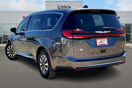 2023 Chrysler Pacifica Hybrid Limited