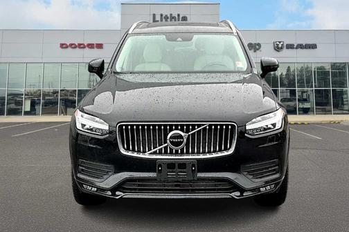 2022 Volvo XC90 T6 Momentum 6 Passenger