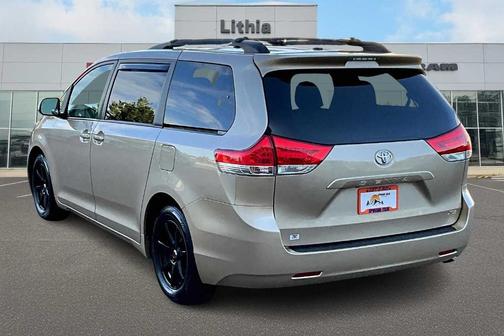 2014 Toyota Sienna XLE