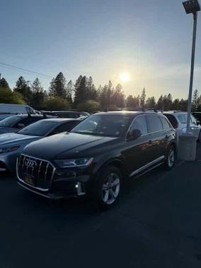 2022 Audi Q7 55 Premium