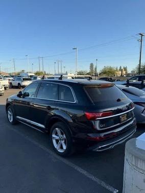 2022 Audi Q7 55 Premium