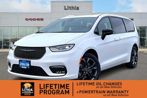 2026 Chrysler Pacifica Select