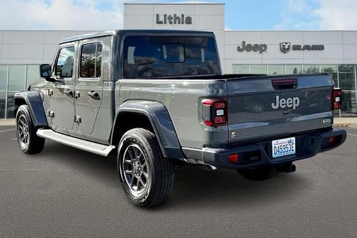 2023 Jeep Gladiator Overland