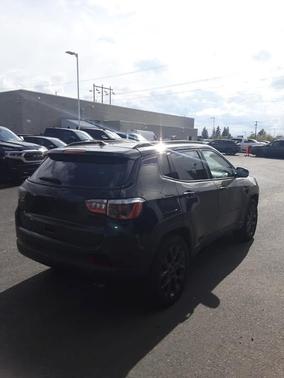 2021 Jeep Compass 80th Special Edition