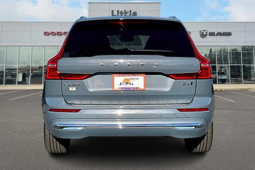 2022 Volvo XC60 B5 Inscription