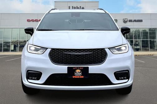 2026 Chrysler Pacifica Limited