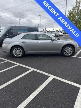2014 Chrysler 300C Base