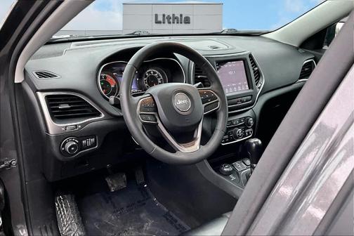 2022 Jeep Cherokee Latitude Lux