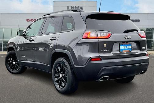 2022 Jeep Cherokee Latitude Lux
