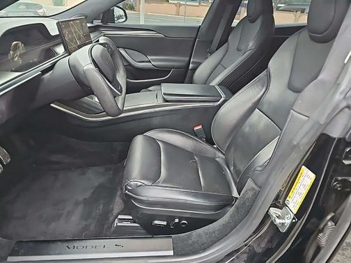 2021 Tesla Model S Plaid
