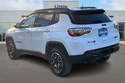 2026 Jeep Compass Trailhawk