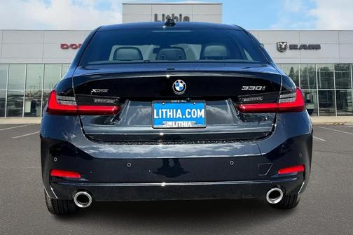 2024 BMW 330 i xDrive