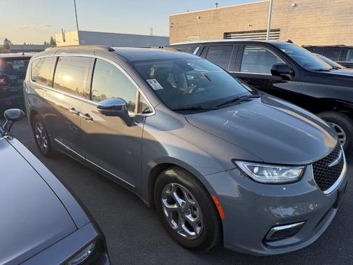 2022 Chrysler Pacifica Limited