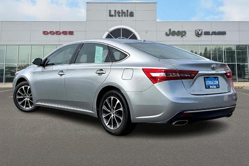 2017 Toyota Avalon XLE