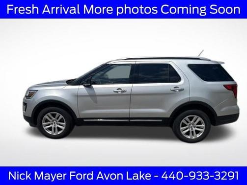 INGOT SILVER METALLIC 2018 Ford Explorer XLT