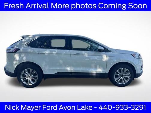 STAR WHITE 2023 Ford Edge TITANIUM