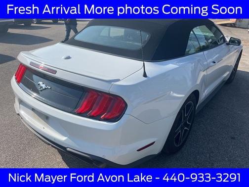 2022 Ford Mustang ECOBOOST PREMIUM