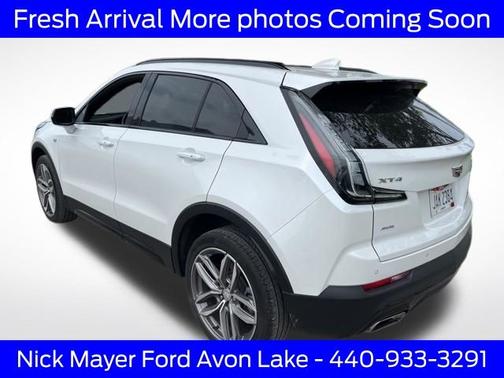 Crystal White Tri-Coat 2023 Cadillac XT4 SPORT
